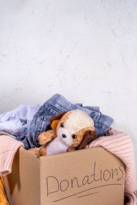 Clothes donation pickup service in Gurgaon